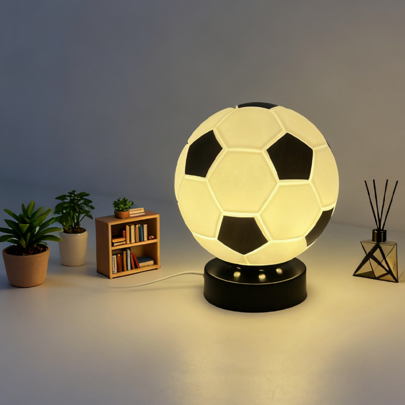 Lampa Stołowa LED w Kształcie  – Desk Setup Decor recenzja i cena