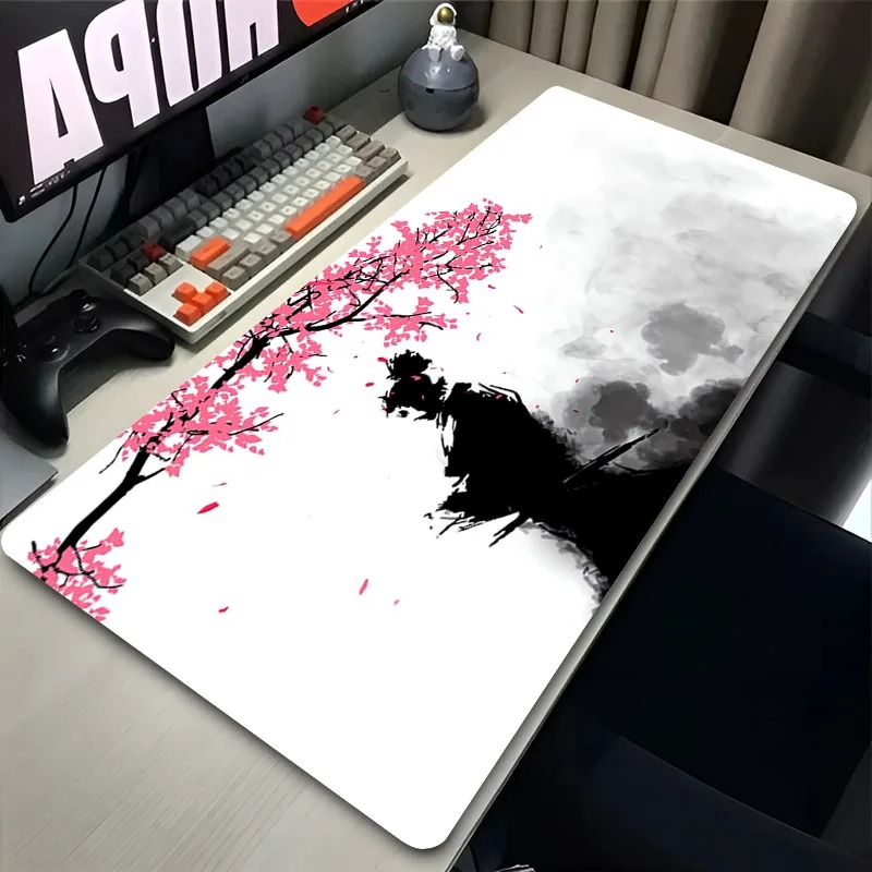 Podkładka pod mysz w kształcie – Desk Setup Katana recenzja i cena